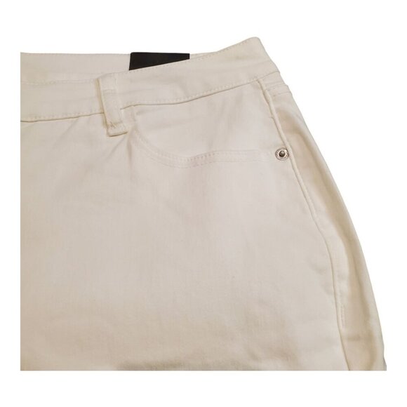 NWT VENEZIA SZ 16 White Stretch Twill High-rise Bermuda Shorts - Picture 3 of 11